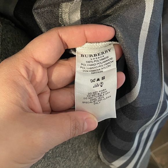 LIM ED Burberry Authentic Women Shimmery Gray Long Sleeve Button Down Shirt - Picture 6 of 12